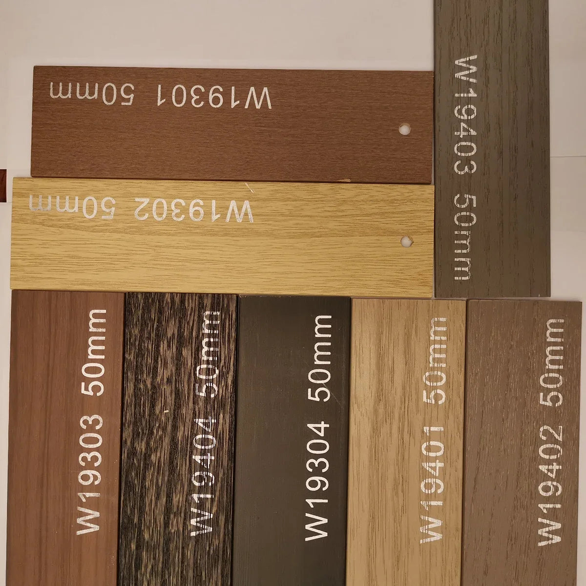 Tiroirs de fenêtre vénitiens en Faux bois PVC sur mesure, volets en bois de tilleul, stores de fenêtre en bois de Paulownia, décoration de maison intelligente